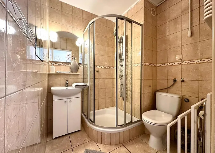 Wita Stwosza - Self Check-in 20h *