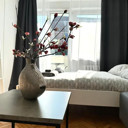 Wita Stwosza - Self Check-in 20h Appartamento